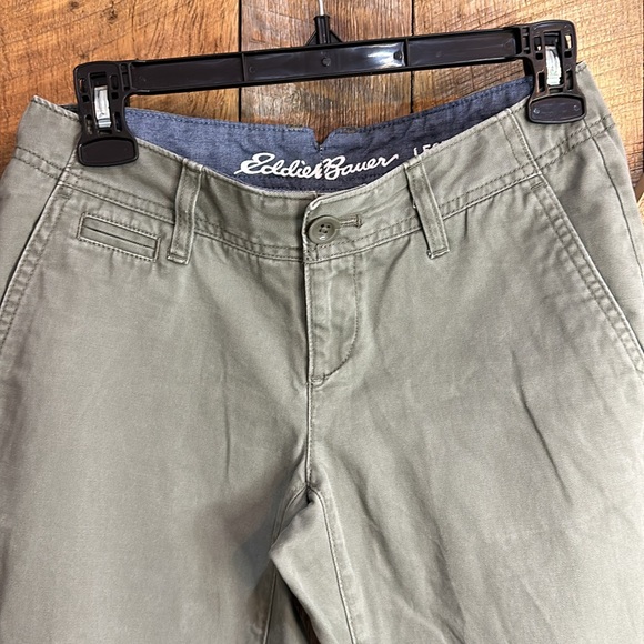 Eddie Bauer Olive Green Legend wash capris Size 0 Petite - Picture 3 of 9